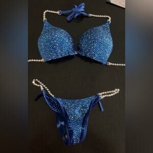 Toxic Angels Bikinis Blue Competition Bikini SZ 32DD